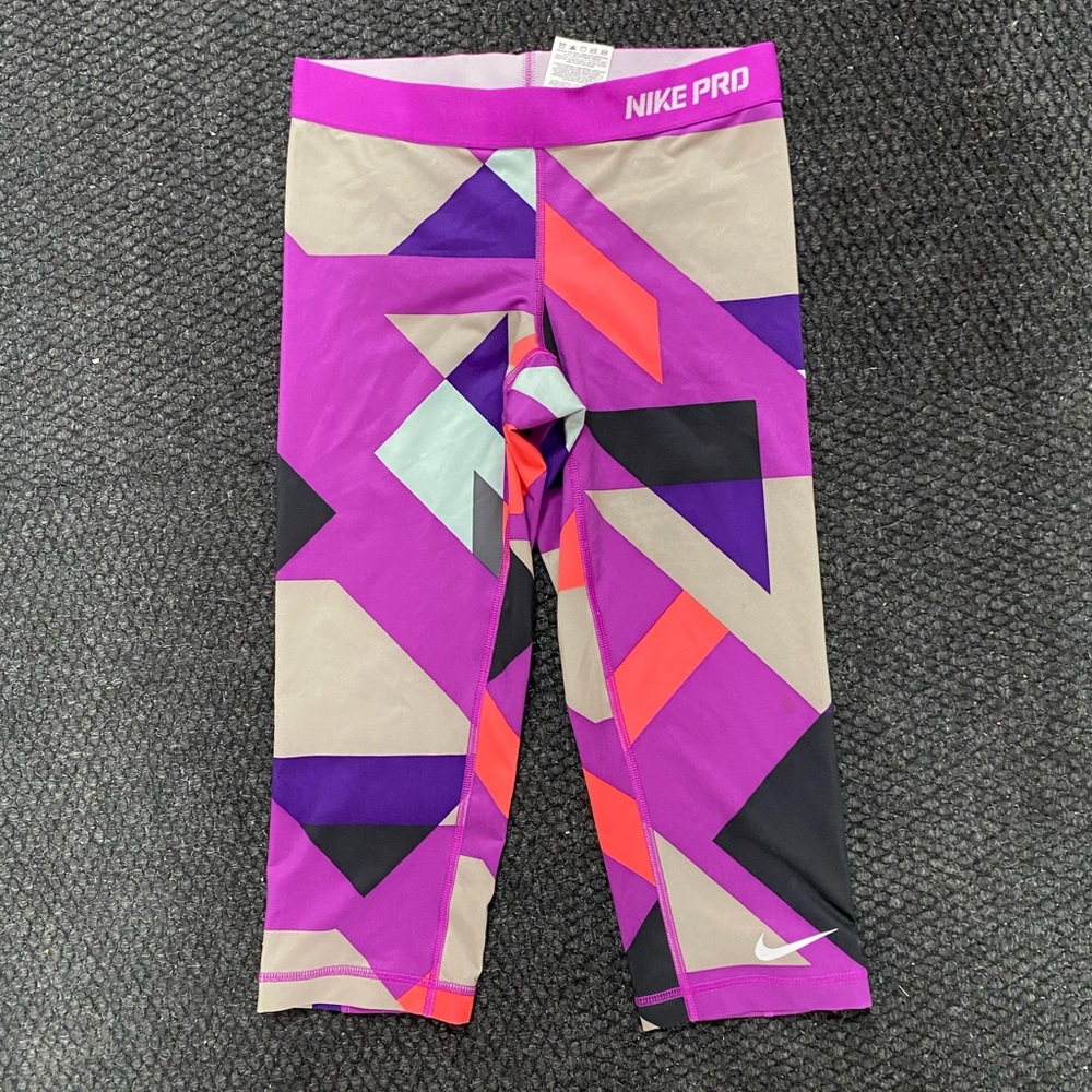 Nike Pro Women's Colorful Geometric Leggings
